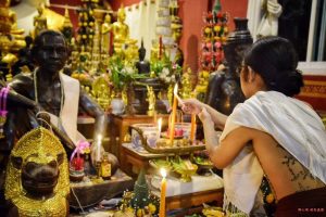 泰国情降官方仪式有哪几种方式